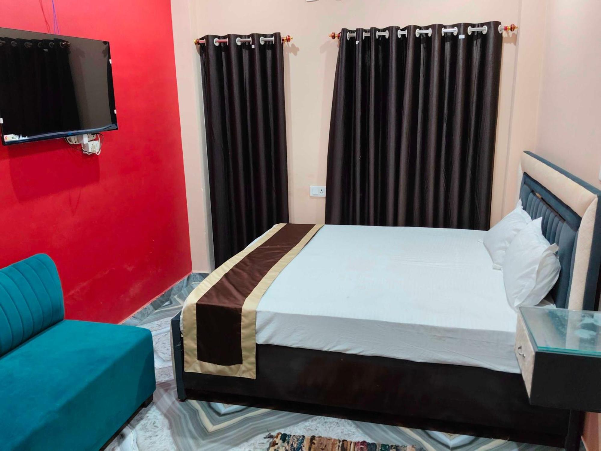 Hotel O The Lavish Landmark Danapur Ngoại thất bức ảnh