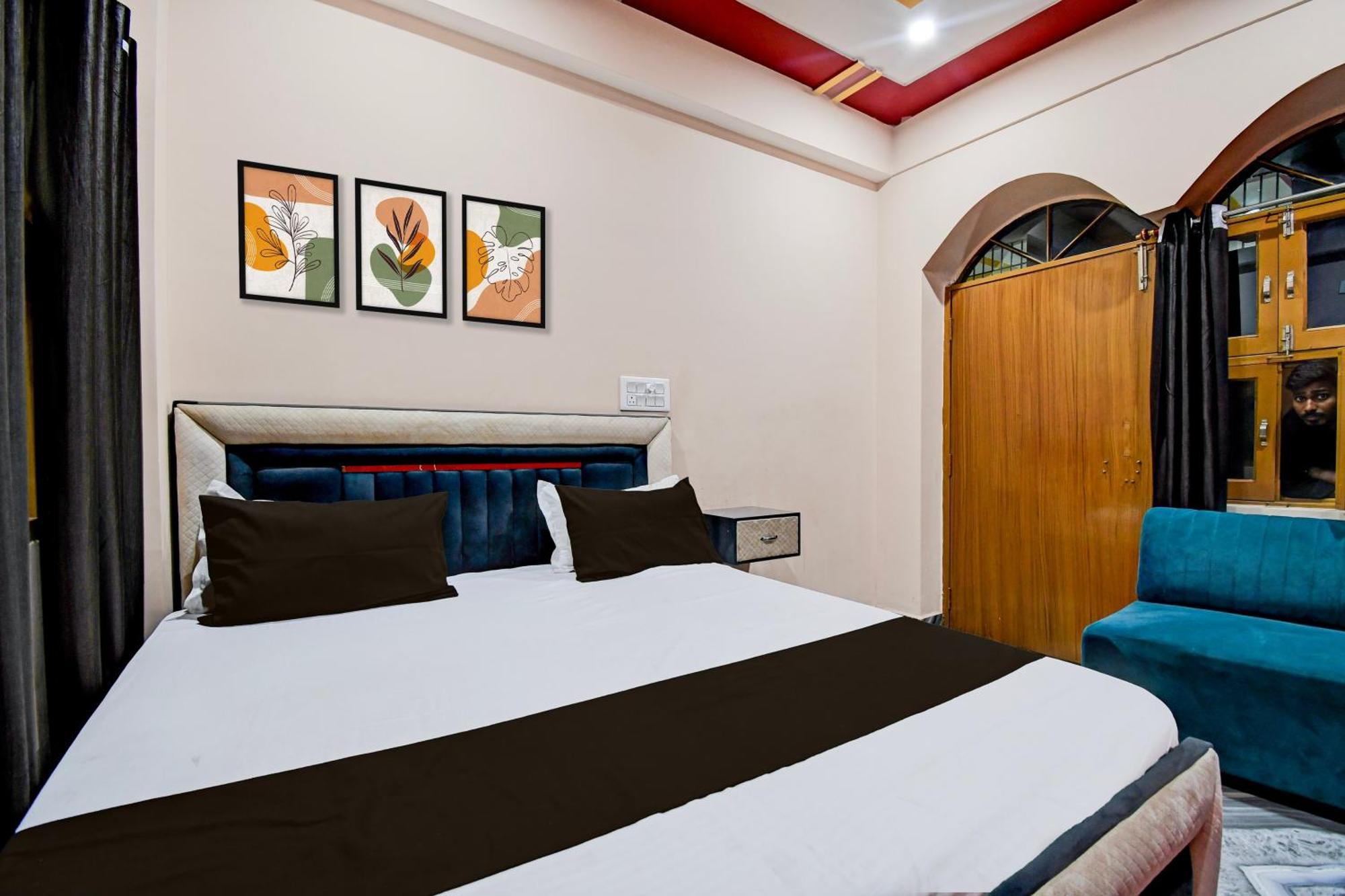 Hotel O The Lavish Landmark Danapur Ngoại thất bức ảnh