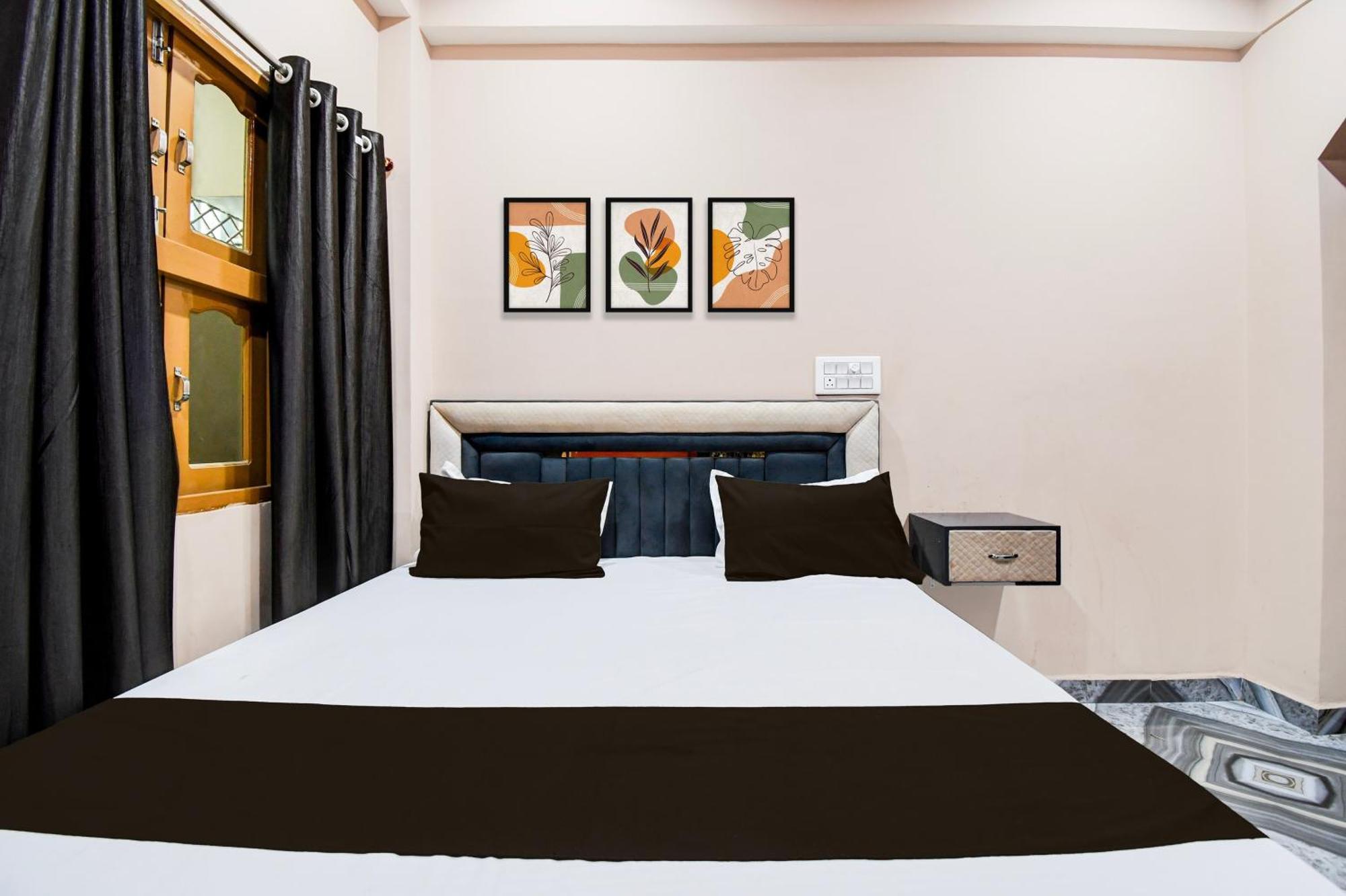 Hotel O The Lavish Landmark Danapur Ngoại thất bức ảnh