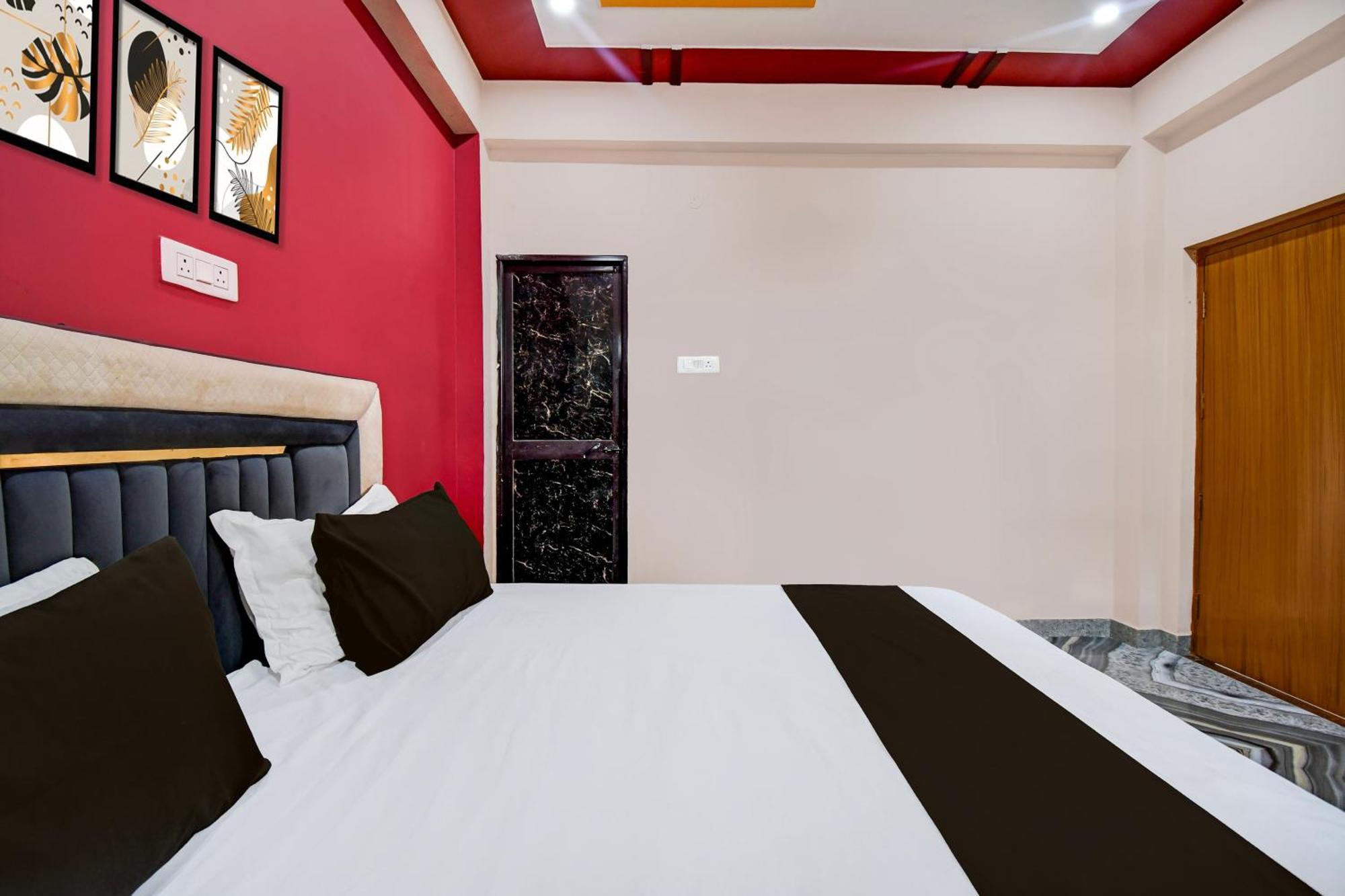 Hotel O The Lavish Landmark Danapur Ngoại thất bức ảnh